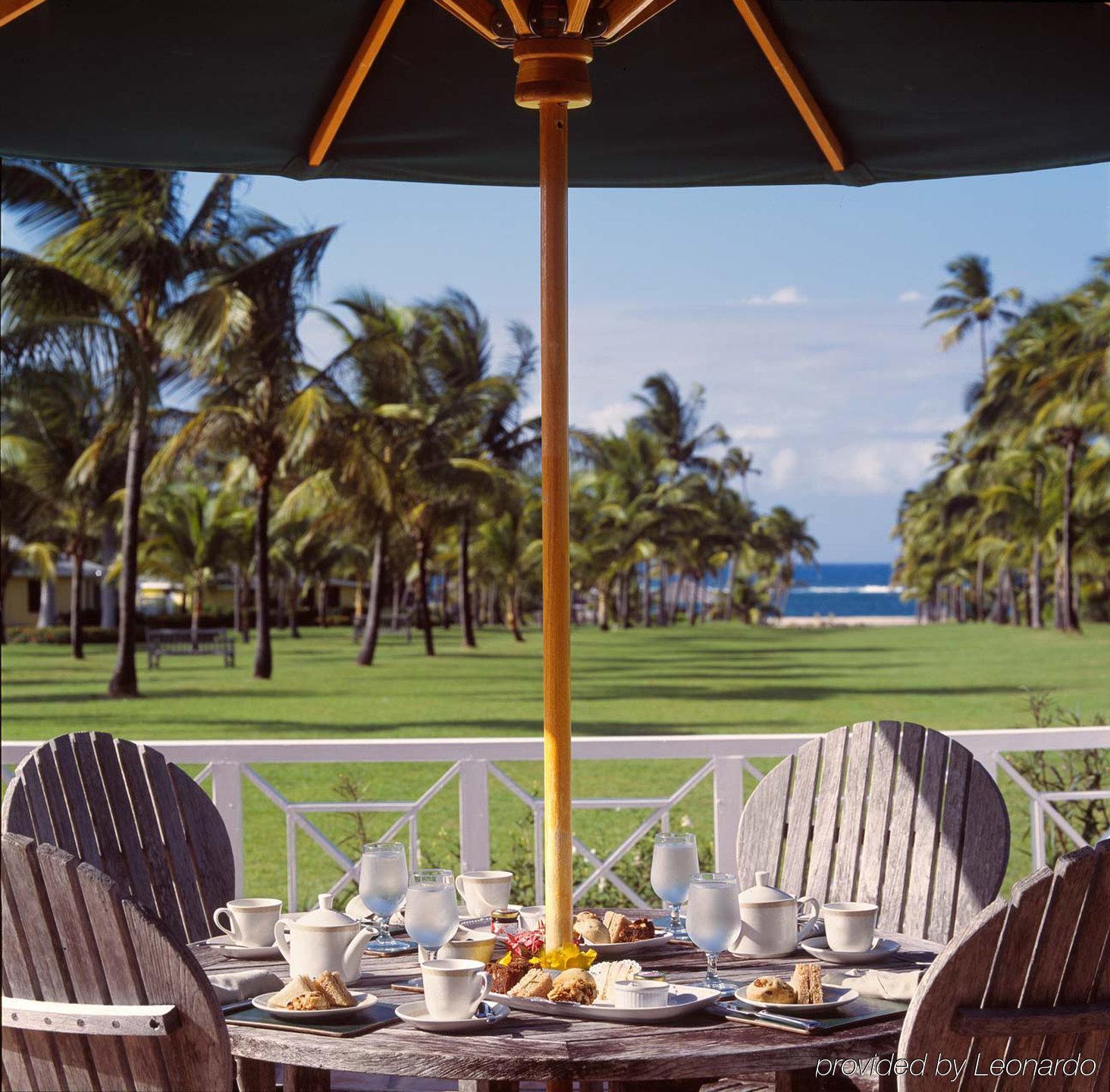 Nisbet Plantation Beach Club Newcastle Village Restaurante foto
